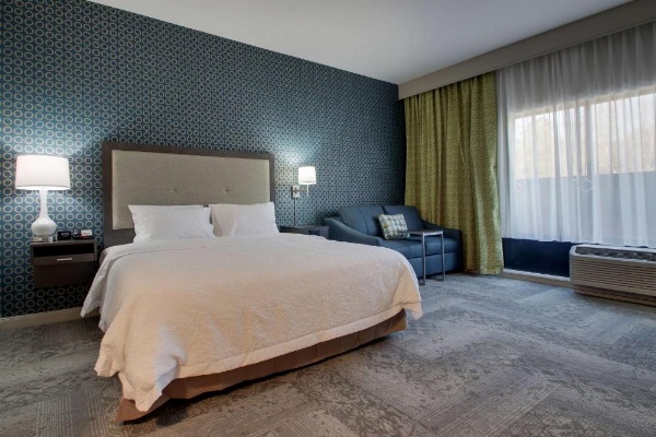 Hampton Inn & Suites By Hilton Knightdale Raleigh image 21
