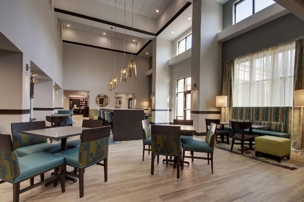Hampton Inn & Suites By Hilton Knightdale Raleigh image 3